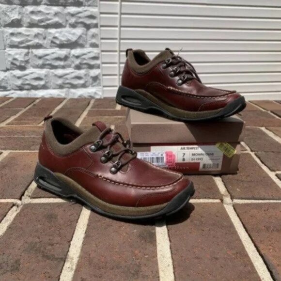 Cole Haan Air Tempest Walking Shoes - Picture 1 of 6